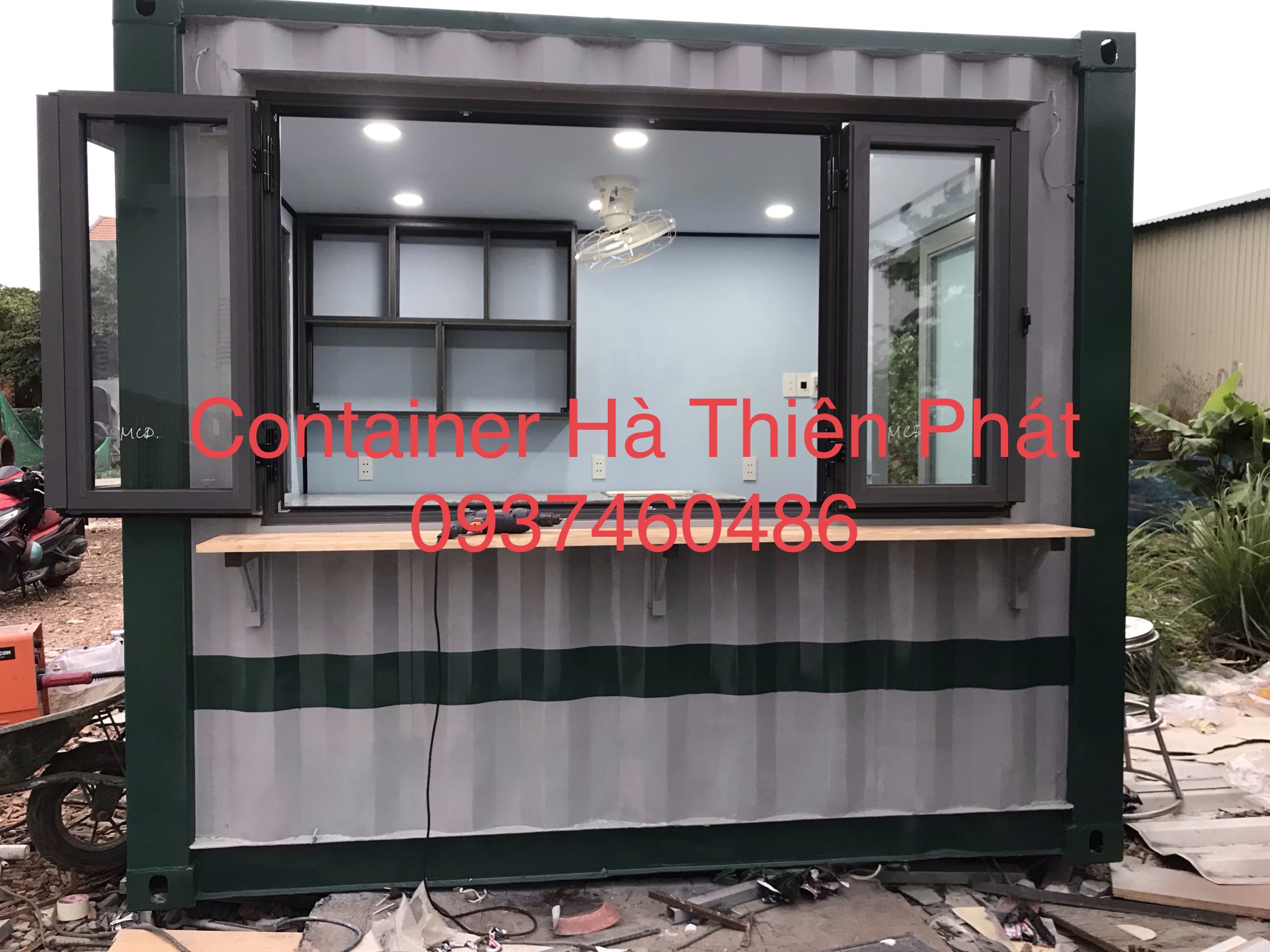 Container cafe